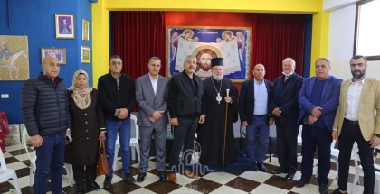 وفد من تيار الإصلاح الديمقراطي يزور الكنيسة الأرثوذكسية في غزة