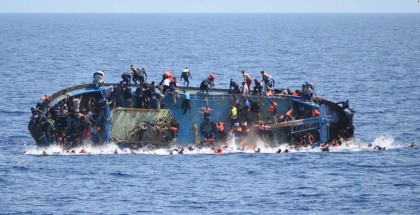 انتشال 14 جثة لمهاجرين بينهم 9 نساء و4 أطفال في تونس