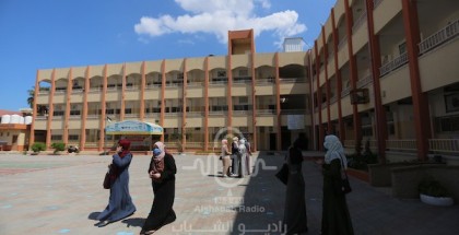 عشرات الآلاف من الخريجين يتقدَّمون اليوم لامتحان الوظائف التعليمية في غزة