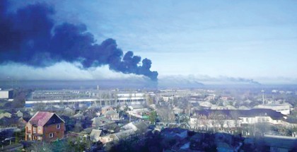 3 قتلى في قصف روسي لمدينة بشرق أوكرانيا