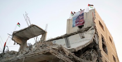 ثابت يؤكد لراديو الشباب أن شركة الكهرباء انتهت من إصلاح الشبكات المحيطة ببرج فلسطين المدمر في العدوان الأخير