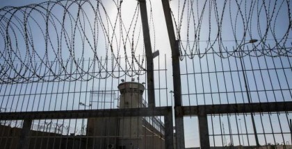 30 معتقلا إداريا يواصلون إضرابهم المفتوح عن الطعام لليوم السابع